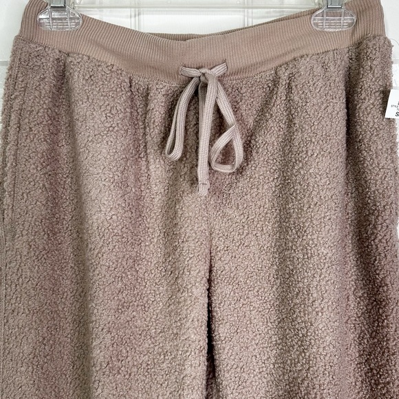 NWT Jenni Intimates Fuzzy Knit Cozy Crewneck & Jogger Set in Toffee Women’s S - Picture 6 of 10